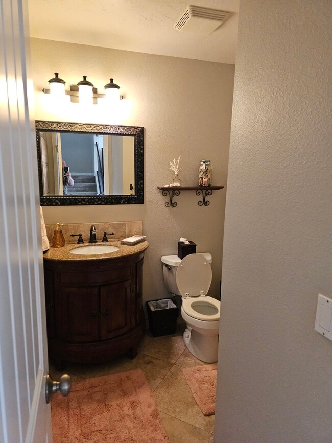 Building Photo - 853 Mola Vista Way