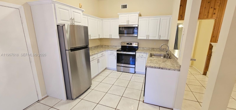 Building Photo - 1251 SW 84th Terrace