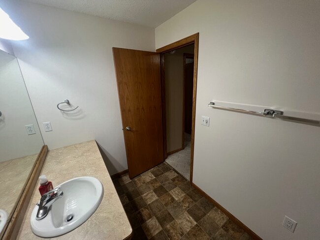Building Photo - 4702 Curran Ct