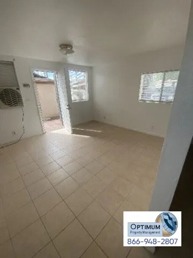Building Photo - Spacious 1-Bedroom, 1-Bathroom Apartment with Tile Flooring
