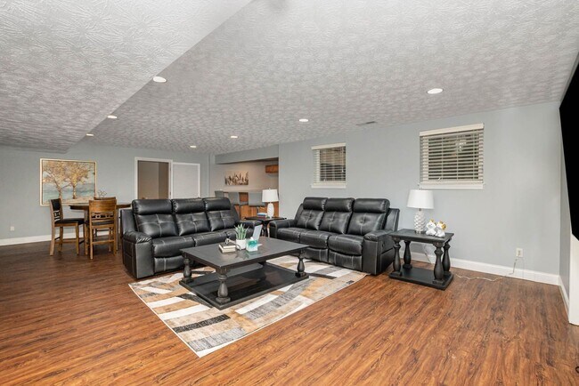 Building Photo - New! Large home in Great suburban neighborhood.