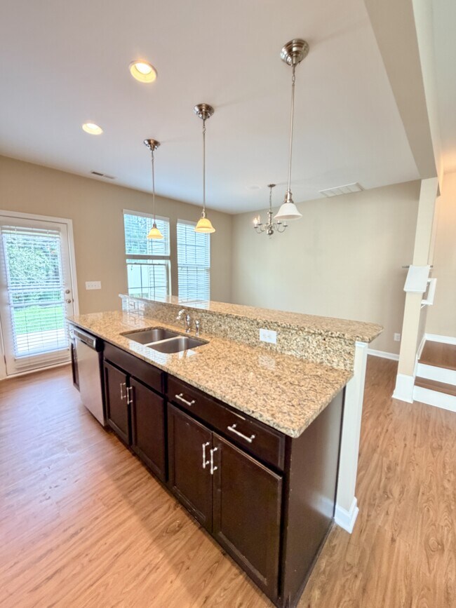 Building Photo - 3719 Landshire View Lane