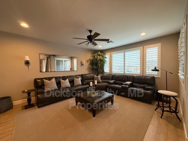 Building Photo - 3325 Show Jumper Ln