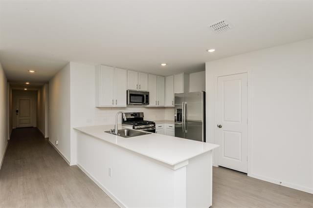 Building Photo - 2721 Mistwood Dr