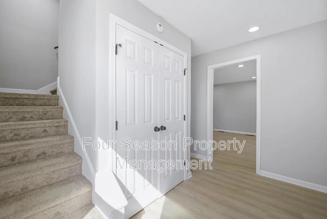 Building Photo - 837 Virginia Ave