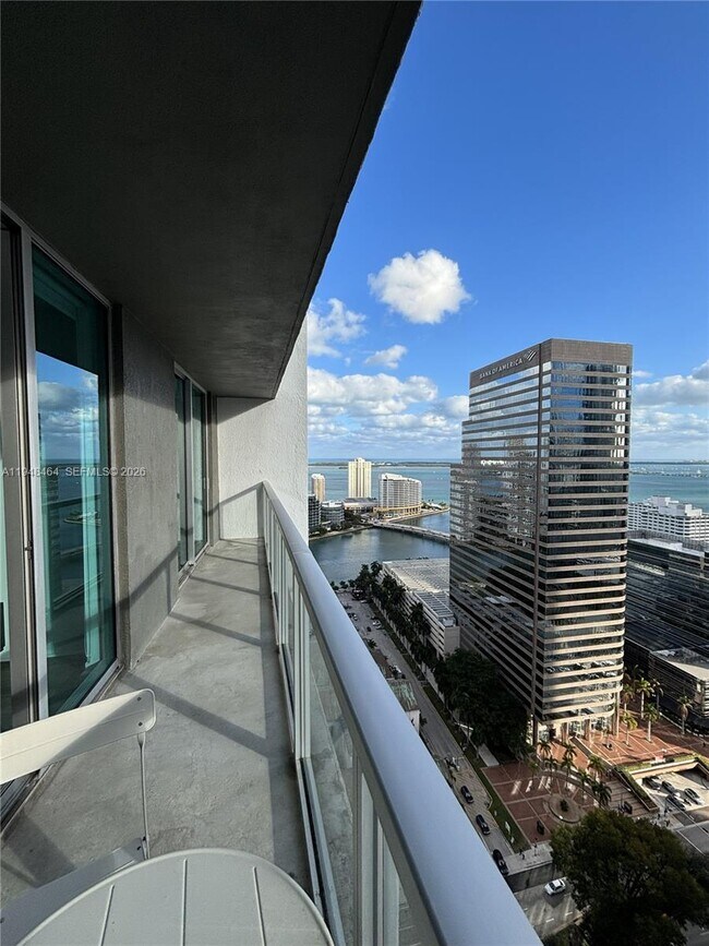 Building Photo - 500 Brickell Ave