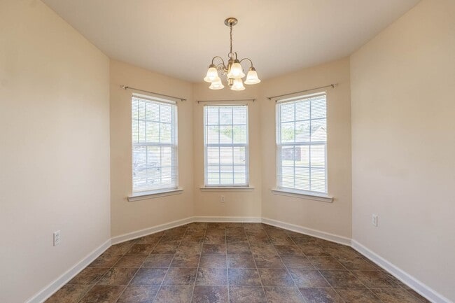 Building Photo - ST. MARTIN SCHOOL DISTRICT - 3 BED 2 BATH ...