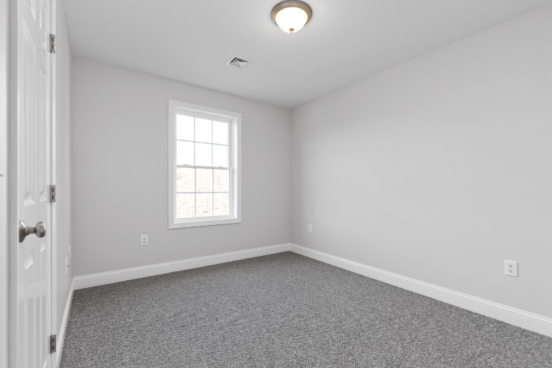 Building Photo - 21 Karatzas Avenue