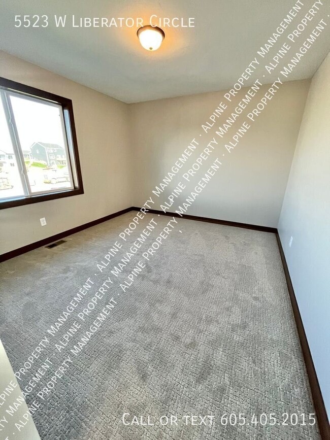 Building Photo - 5523 W Liberator Cir