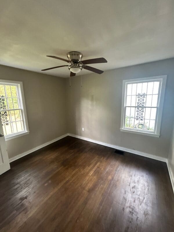 Building Photo - 359 Columbus St