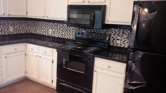 Building Photo - 6048 Heath Valley Rd