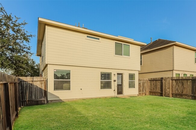 Building Photo - 4016 Wanda Verde Ln