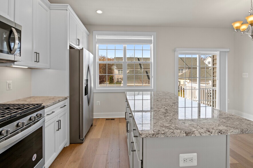Building Photo - 23149 Dunlop Heights Ter