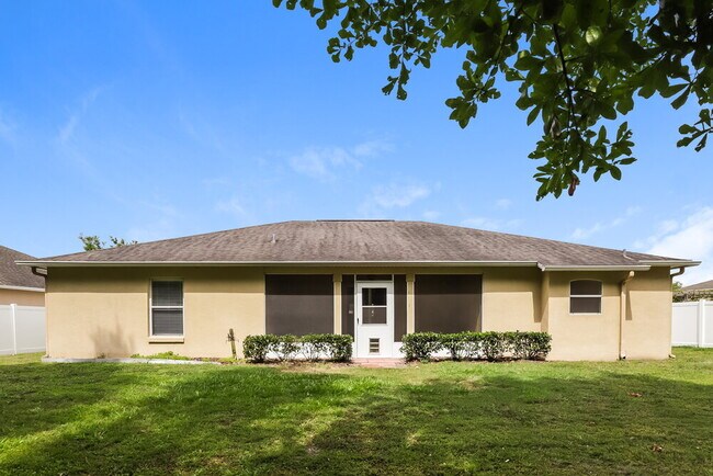 Building Photo - 5072 Ashwood Dr