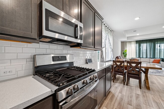 Building Photo - 21831 Tallulah River Dr