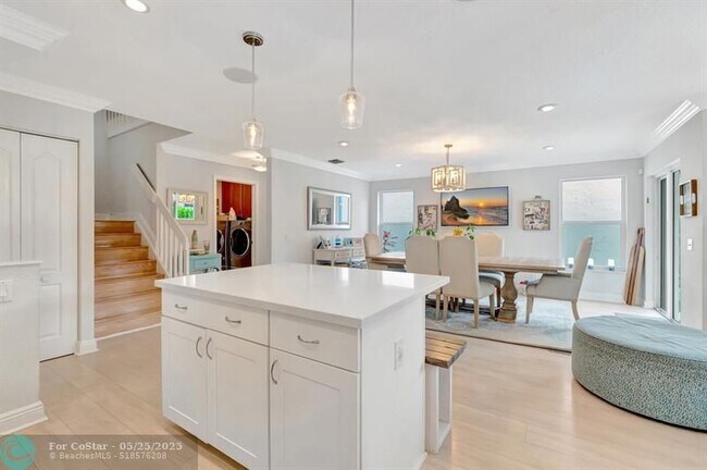 Building Photo - 18027 Jazz Ln