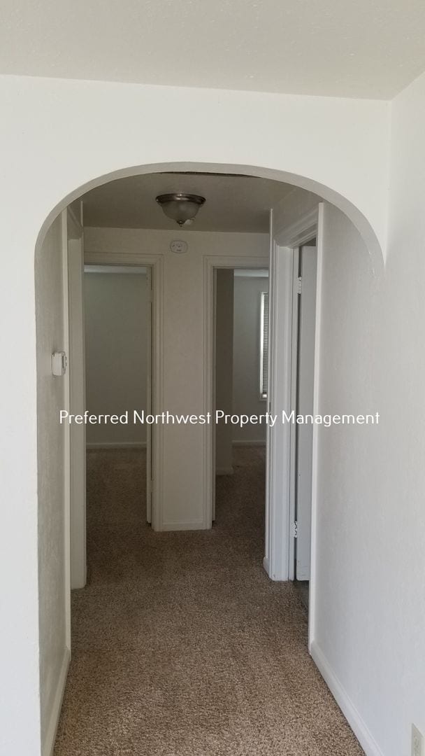 Building Photo - Newly Update 2 Bedroom House in River Road area