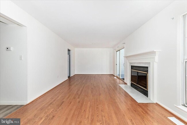 Building Photo - 13303 Country Ridge Dr