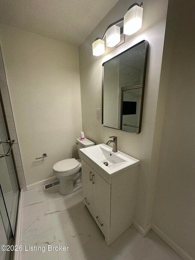 Building Photo - 4806 Mid Dr