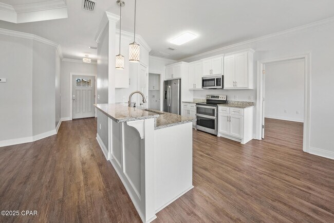 Building Photo - 3580 Cedar Park Dr