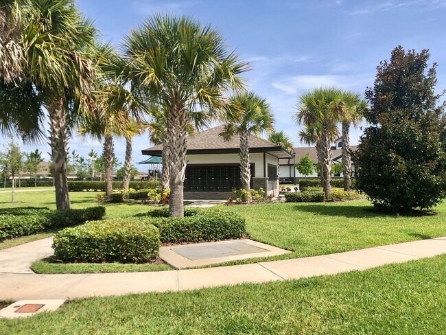 Building Photo - 2674 Mead Ave