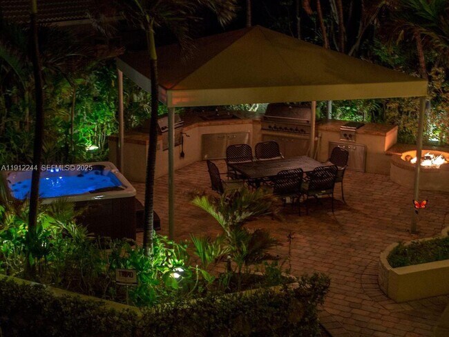 Building Photo - 302 Balboa St