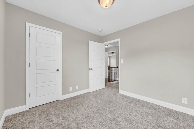 Building Photo - 843 Crestone Ln