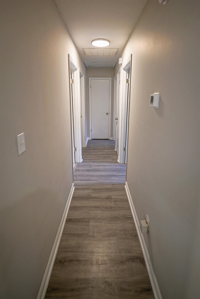 Building Photo - 8407 Lenova Ln