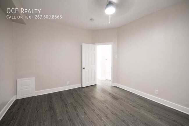 Building Photo - 5847 Willows Ave
