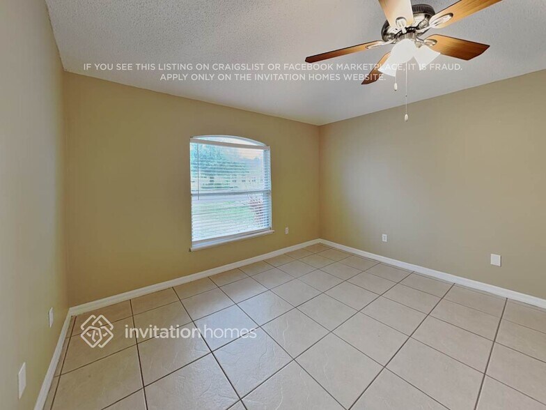 Building Photo - 1164 St Tropez Ct