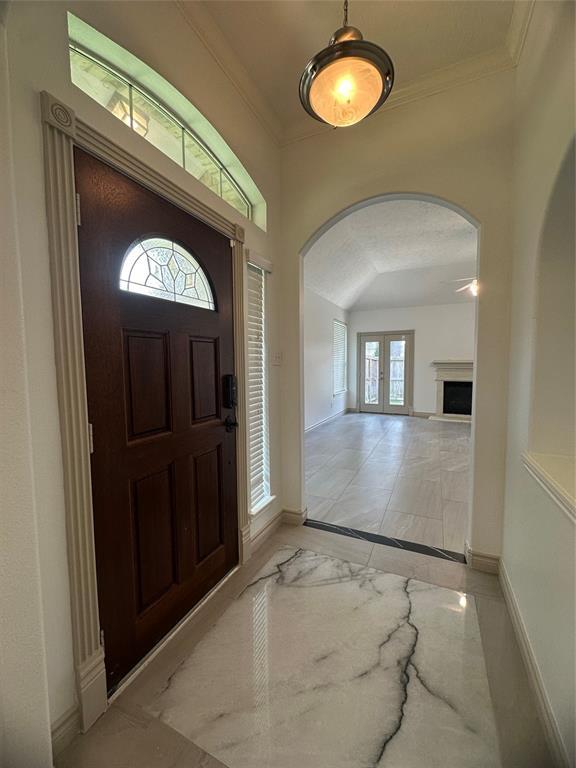 Building Photo - 2027 Marchwood Manor Dr
