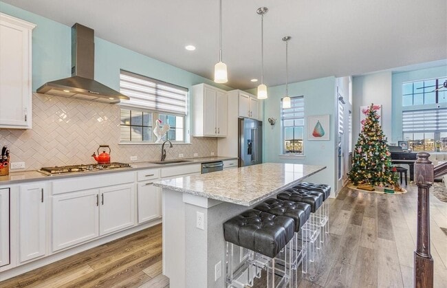 Building Photo - 8852 E 47th Ave