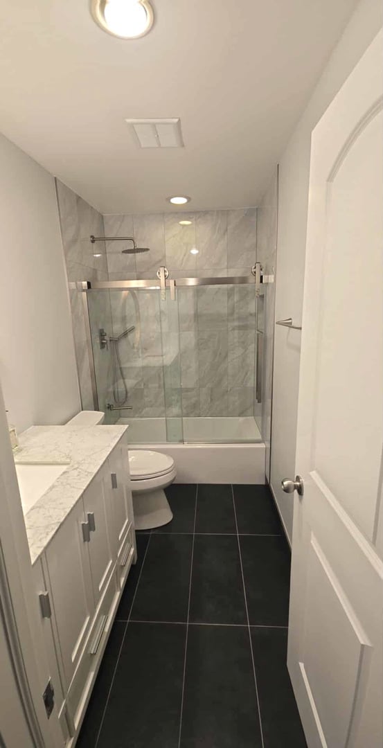 Building Photo - 5001 Carriage Way Dr