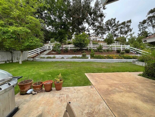 Building Photo - 1029 Silver Stallion Dr