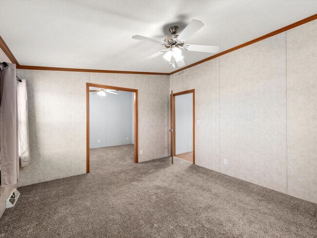 Building Photo - 13675 Woodbridge Rd