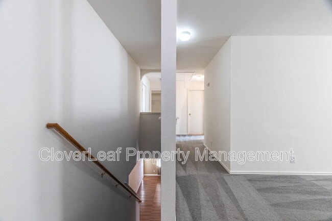 Building Photo - 9119 Spiral Woods