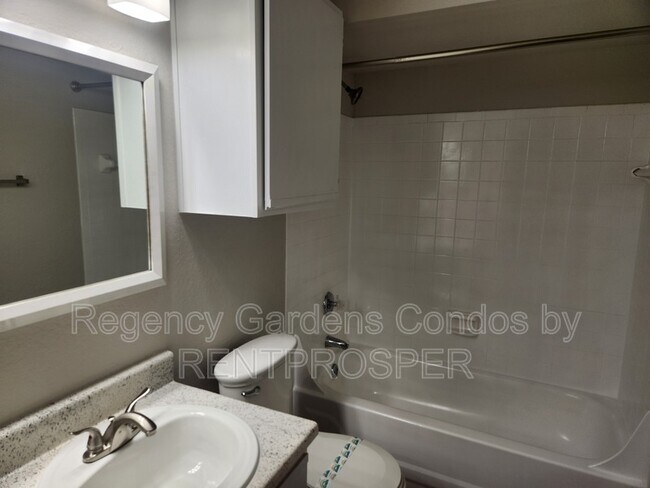 Building Photo - 5587 Devonbriar Way