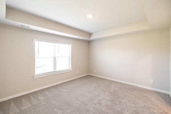 Building Photo - AVAILABLE NOW in Foxland Crossing