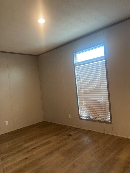 Building Photo - 2001 FM 1195