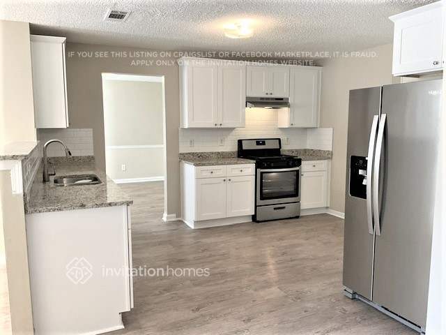 Building Photo - 6931 Silver Grass Ct