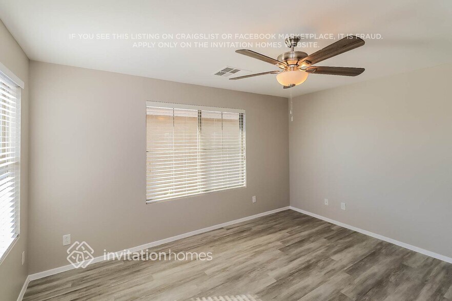Building Photo - 3725 E Kerry Ln