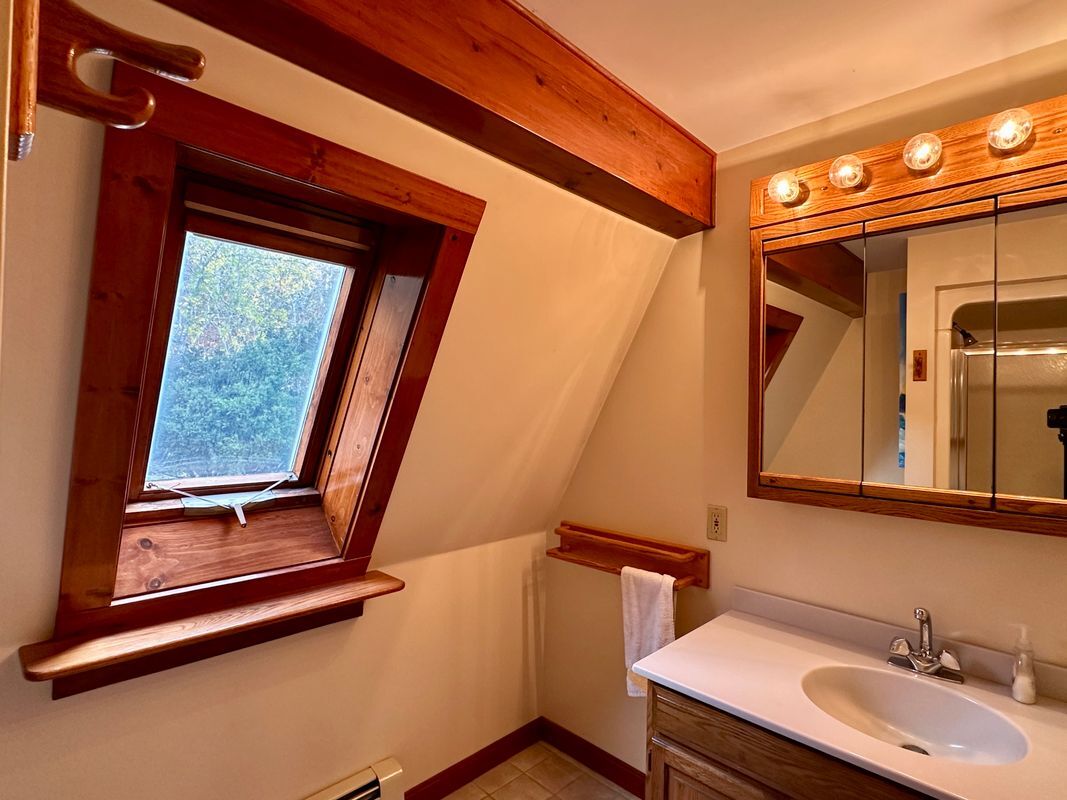 Building Photo - 469 Barbers Pond Rd