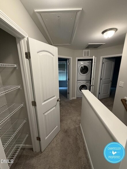 Building Photo - 109 Stewarts Knob Dr