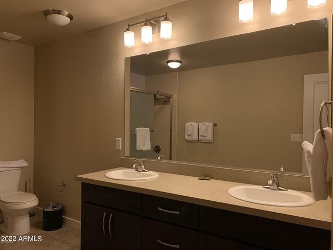 Building Photo - 5450 E Deer Valley Dr