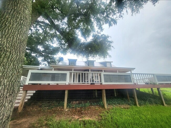 Building Photo - Langford