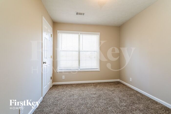 Building Photo - 4602 Shay Terrace