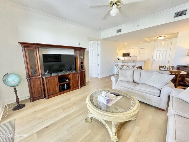 Building Photo - 4626 Harbour Village Blvd