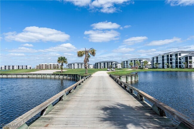 Building Photo - 5555 Double Eagle Cir