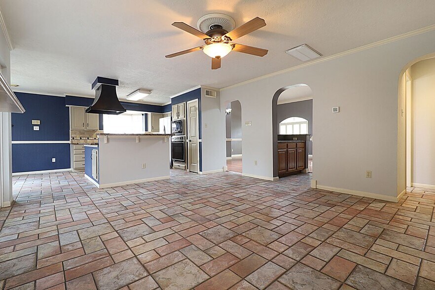 Building Photo - 3510 Cypressdale Dr