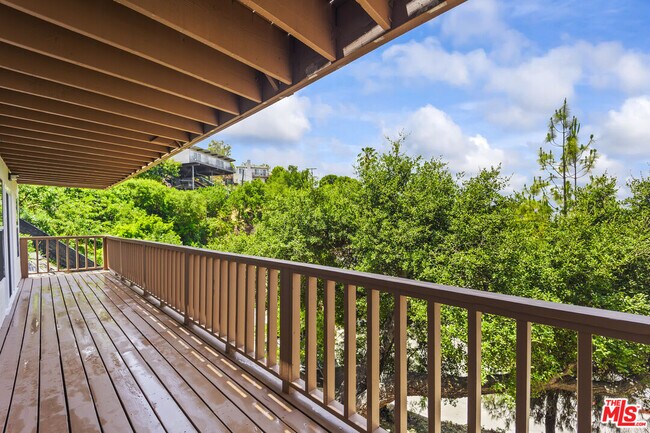 Building Photo - 11621 Sunshine Terrace